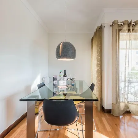 Guestready - Cactus Balcony - Free Private Parking Porto
