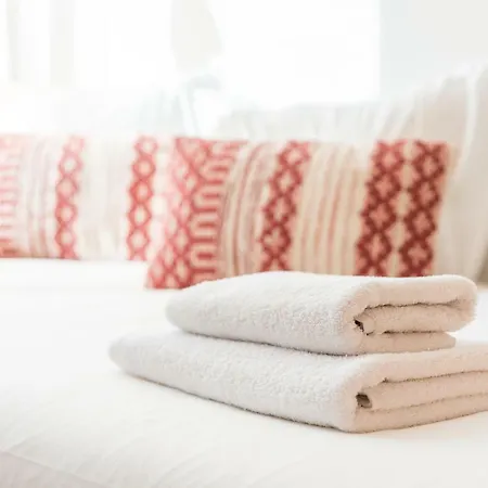 Guestready - Cactus Balcony - Free Private Parking Apartment