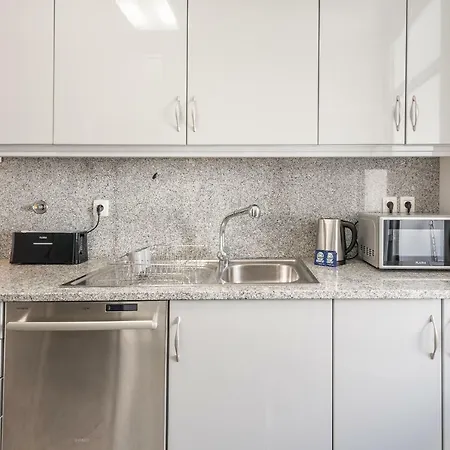 Guestready - Cactus Balcony - Free Private Parking *